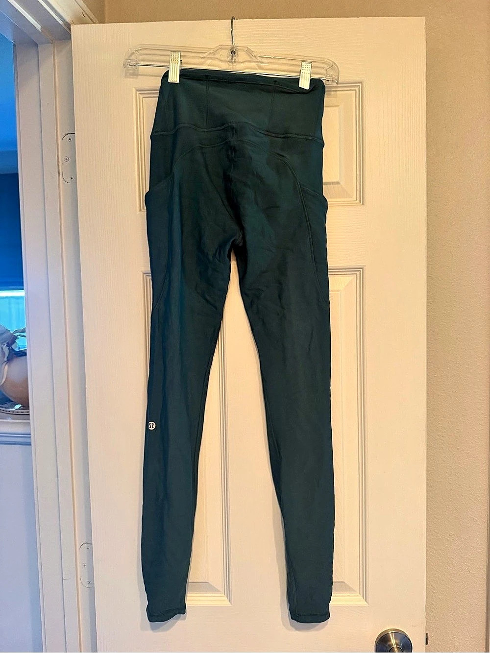 lululemon High-Rise leggings with Pockets 25" teal w/ fleece interior never worn